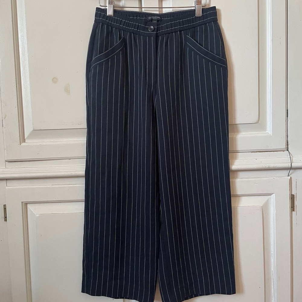 Eileen Fisher women’s navy blue white pin stripe wide leg stretch waist pants SP